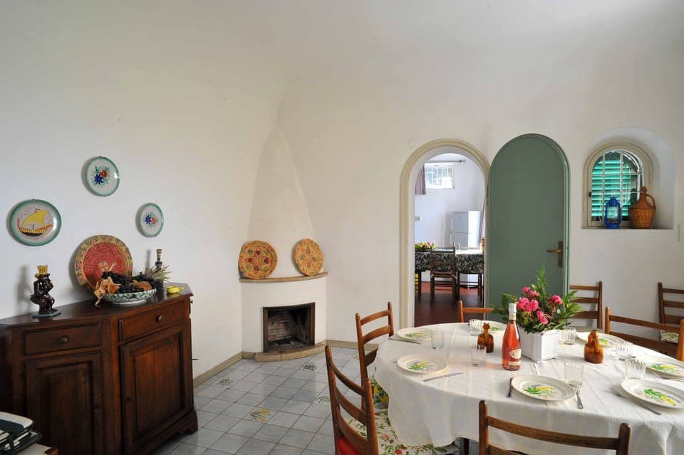 Dining room - 10-seats-table