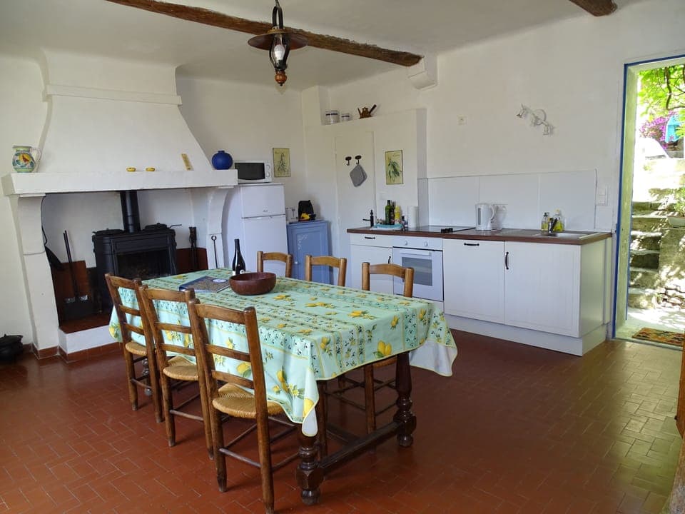 Kitchen/dining room (ground floor)