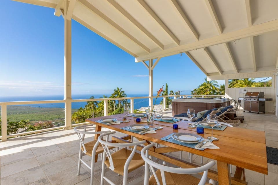 Dinner on our big and beautiful  lanai and later a dip in the hot tub.