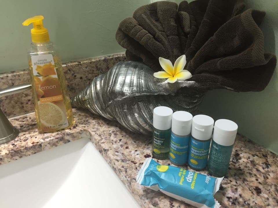 Bathroom amenities