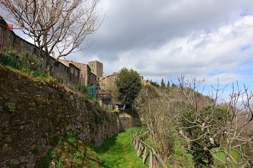 Lovely walking track around Montecatini