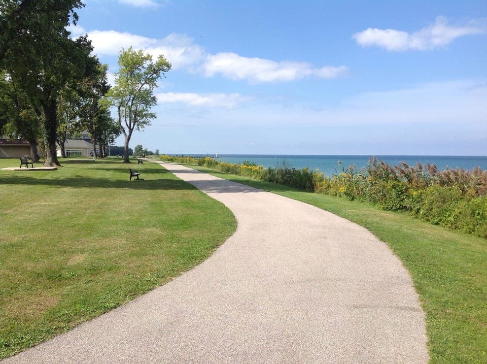 The bike trail along the lake