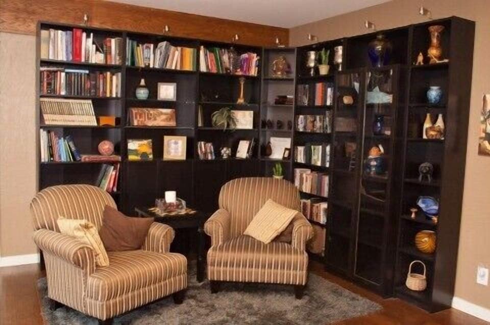 Library - sitting area