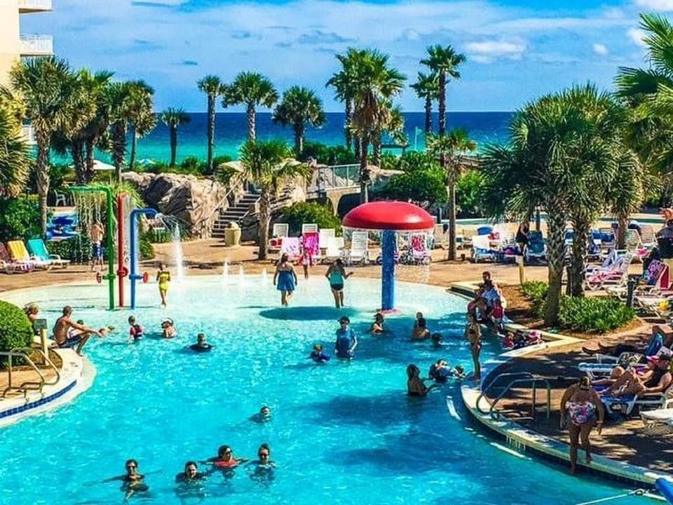 Waterscape Resort has family friendly fun for everyone!