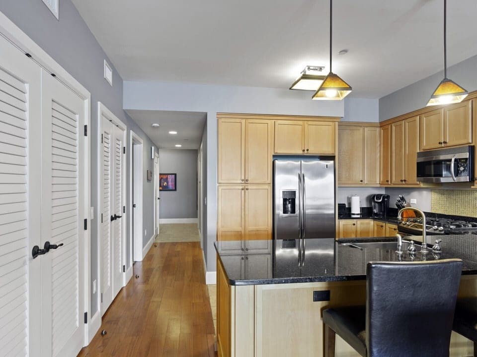 Condo 7205 - Main Hallway