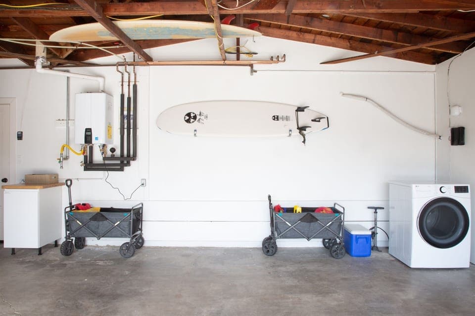 Wagons and sand toys for the beach