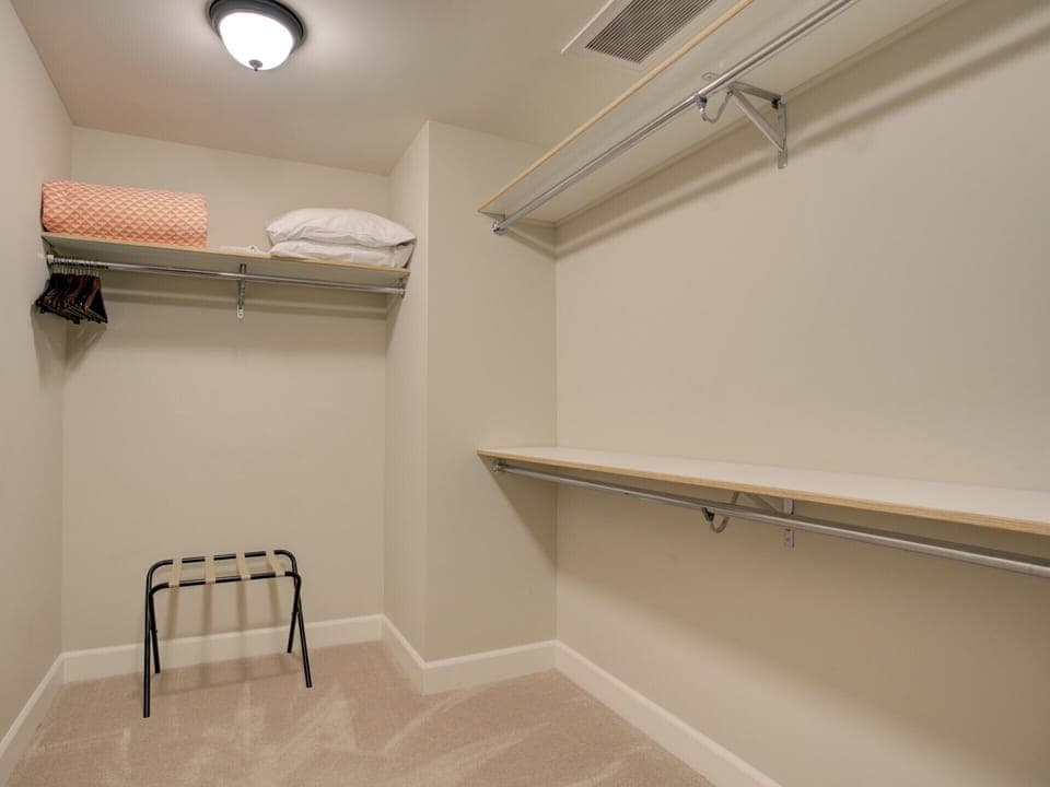 Townhome 508 - Master Suite with Walk in Closet