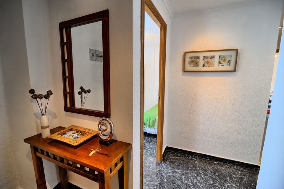 Hallway & entrance with intercom.