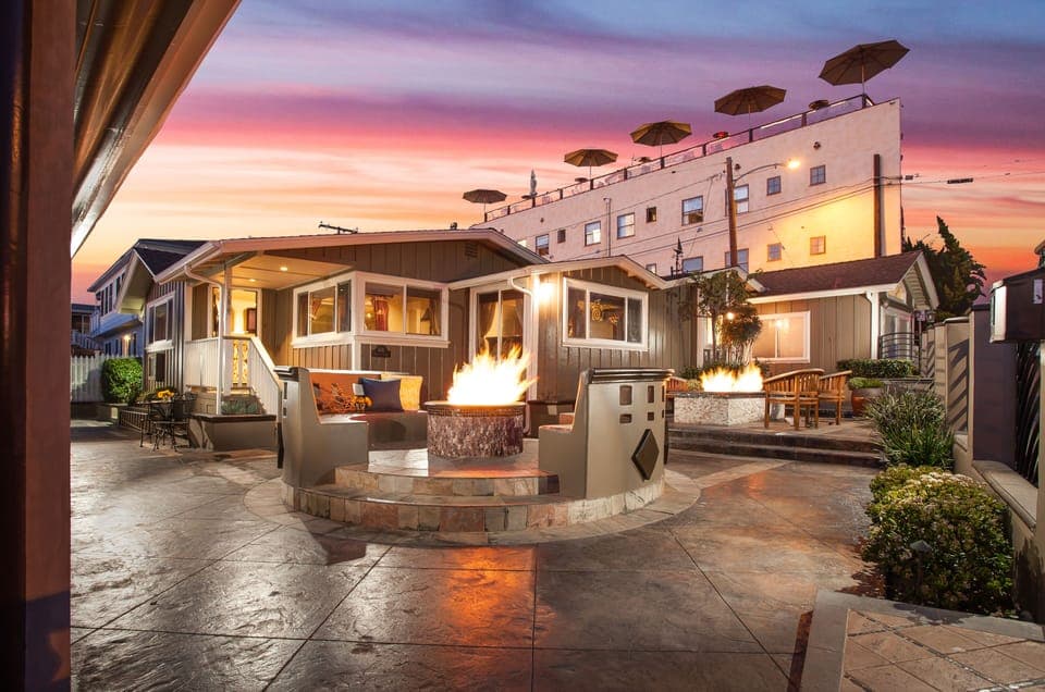 Cress courtyard fire pit