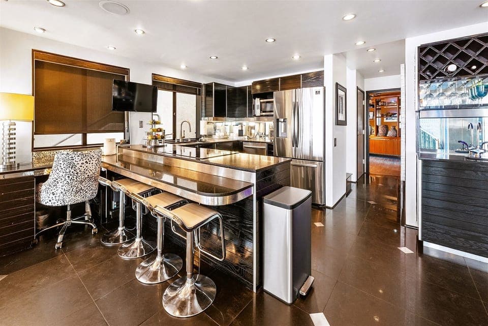 Breakfast bar and desk with full Bay views. San Diego Beach House Rentals