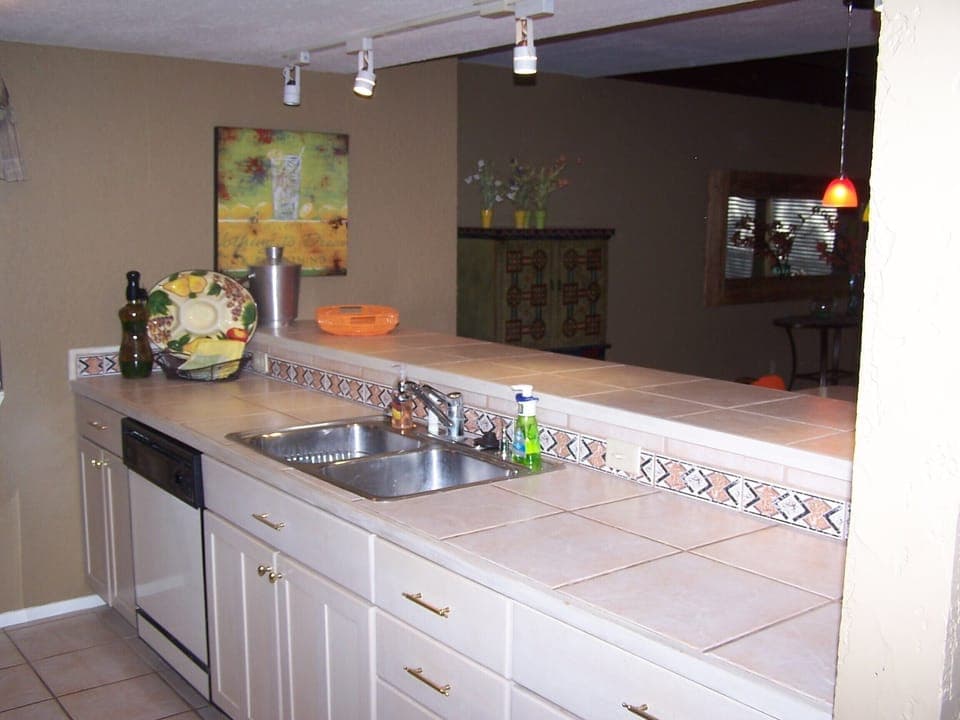 Fully furnished kitchen with lots of amenities