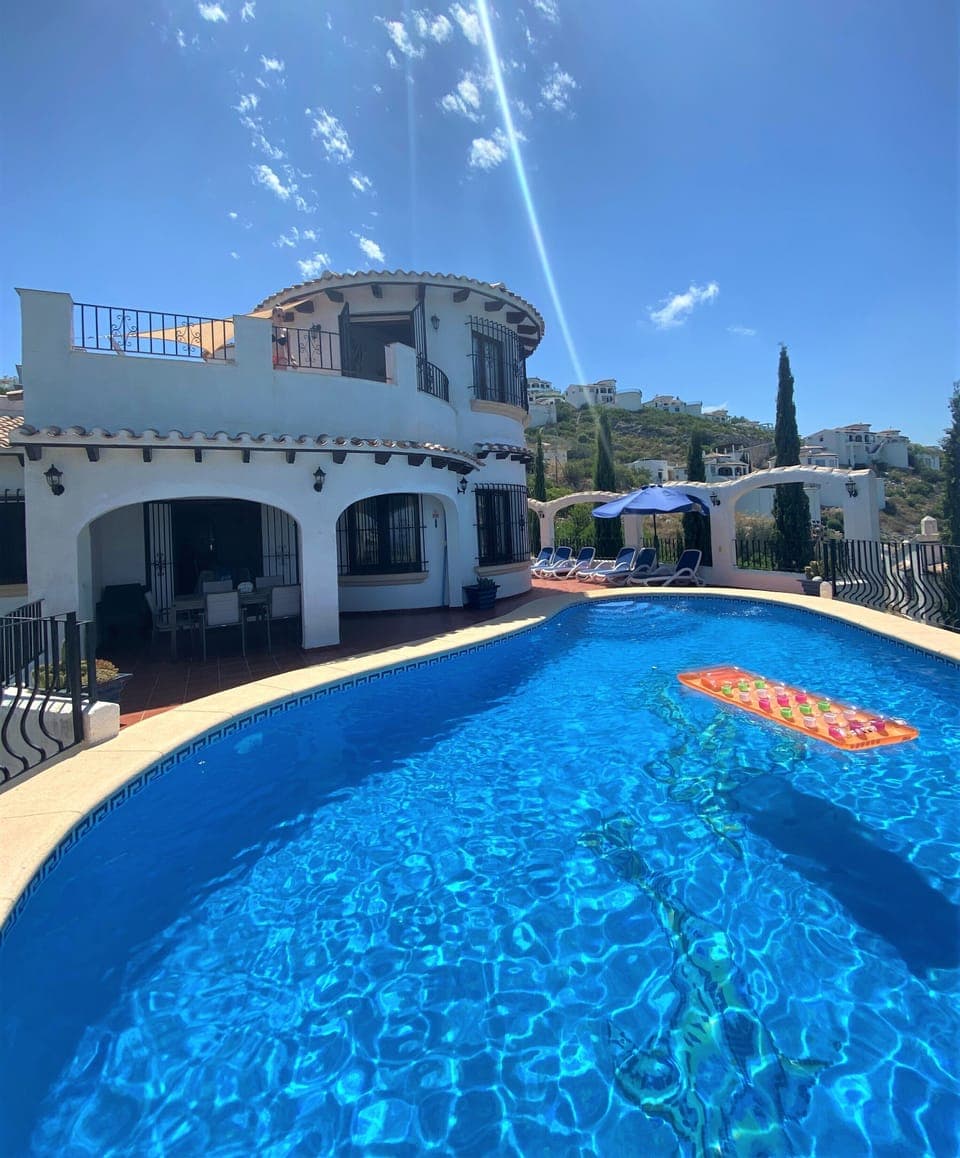 Private Pool