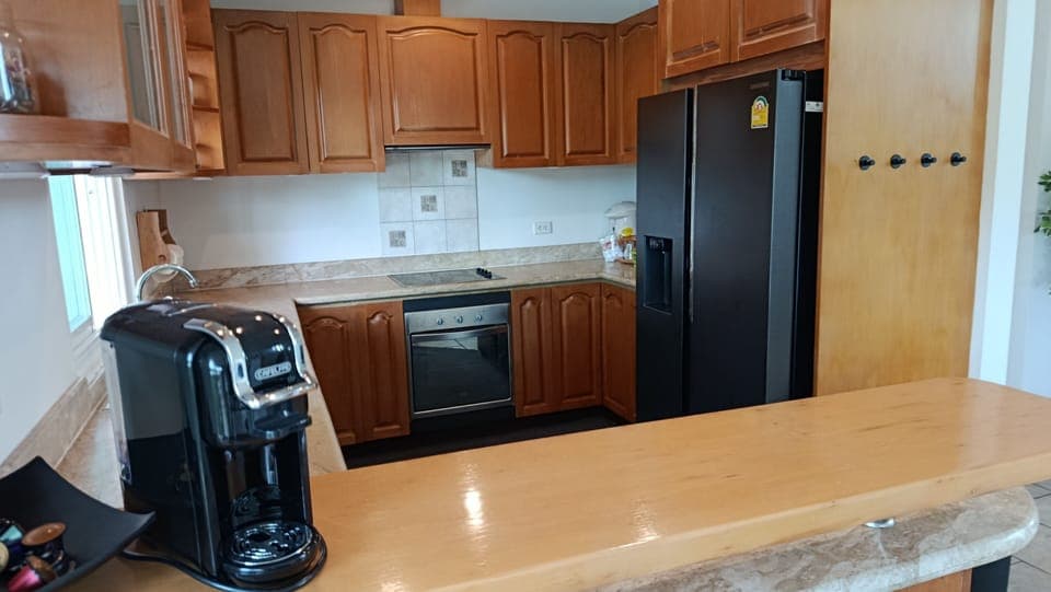 Complete Kitchen with Ice Machine, Water Purification & Espresso machine 