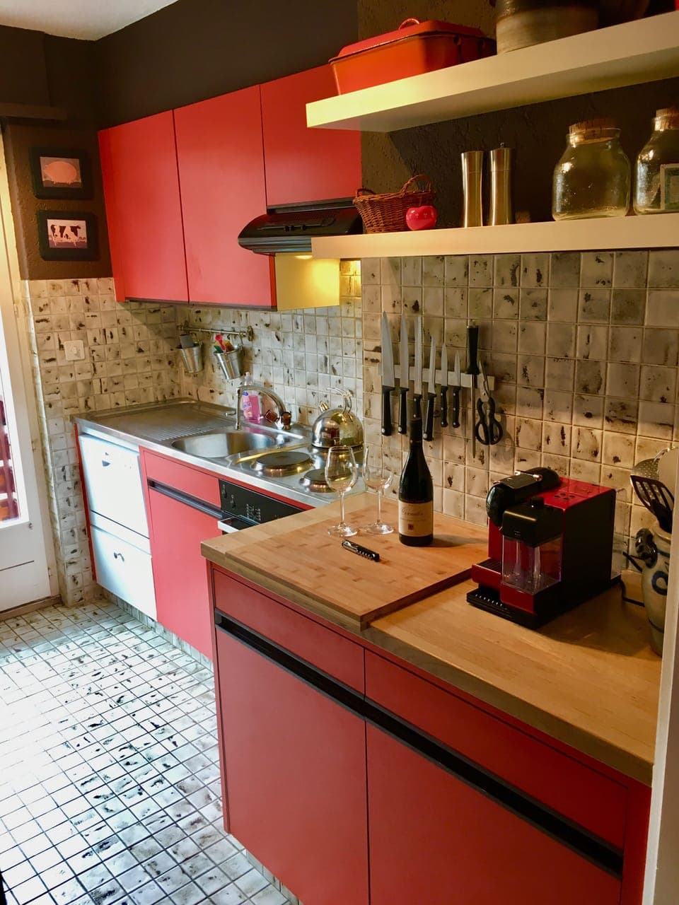 Fully equipped kitchen