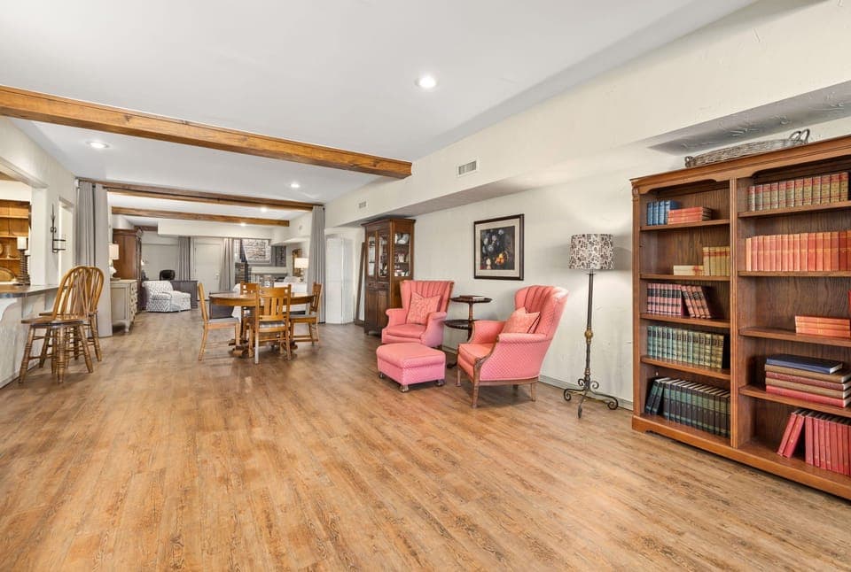 Downstairs Studio King at far end.
Blackout drapes completely surround King Bed.