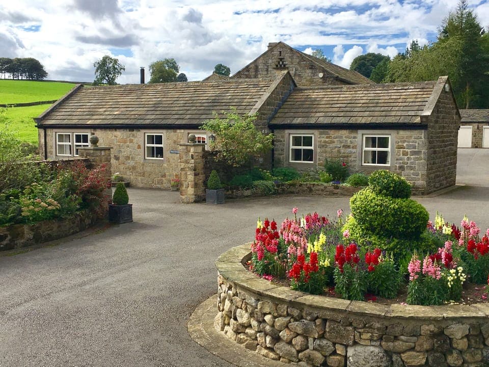 Welcome to Yates Cottage