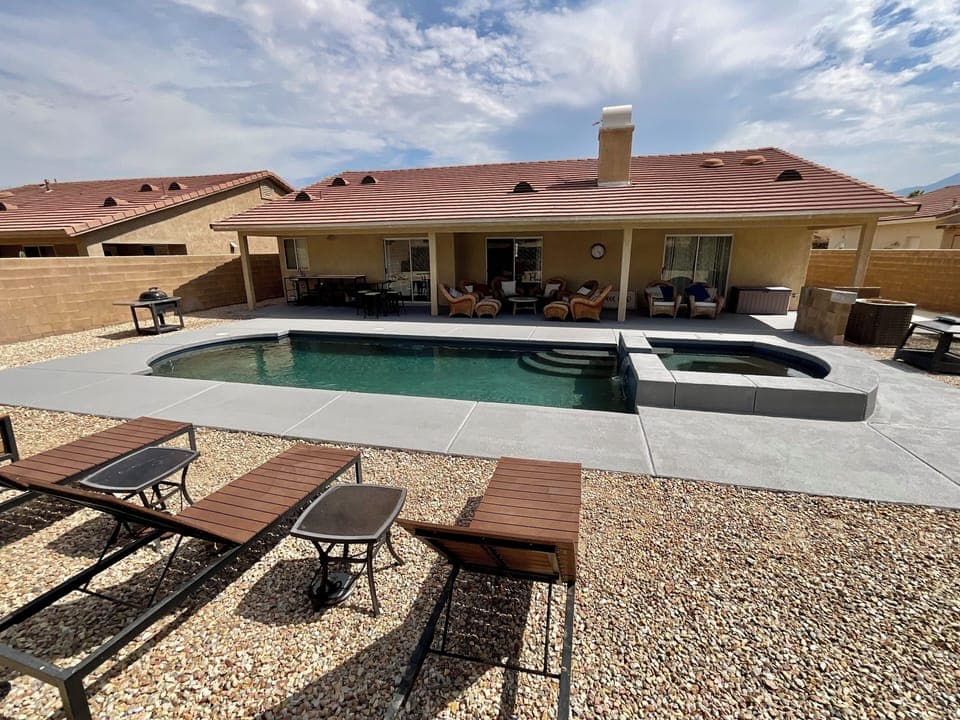 Desert Break  🌵 ☀️ @ Desert Hot Springs