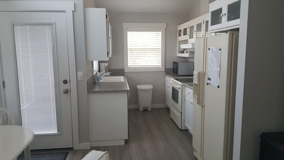 Fully equipped galley kitchen