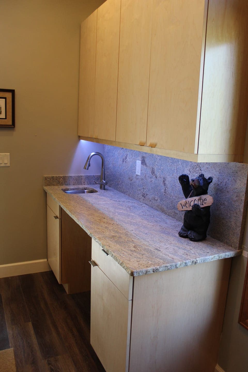 Wet bar