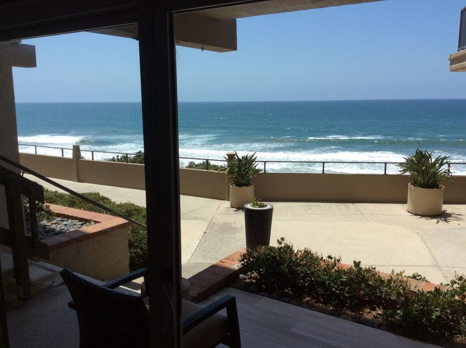 Views from INSIDE Family Room out thru Patio Doors to the West, Full views !!!