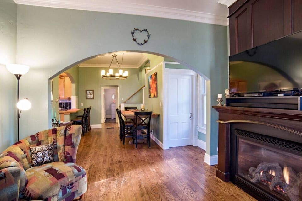 Living room with fireplace