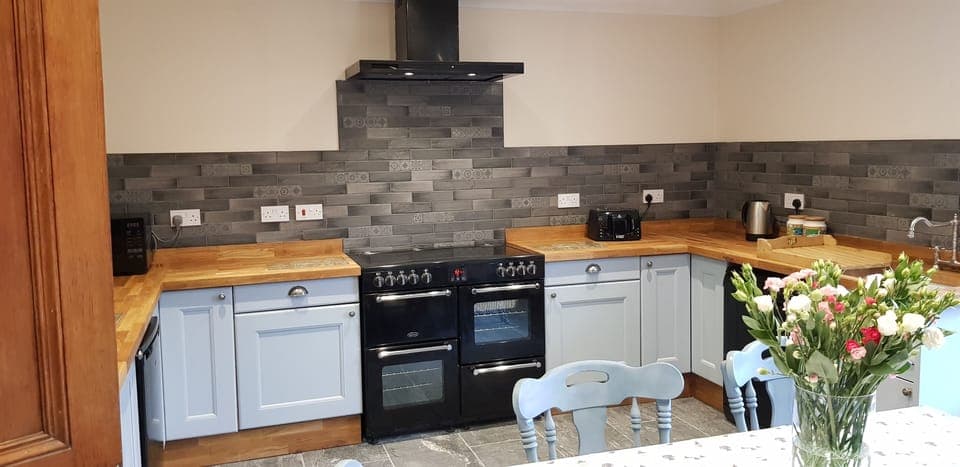 Solid oak Kitchen with double oven 6 hob induction and other amenities 
