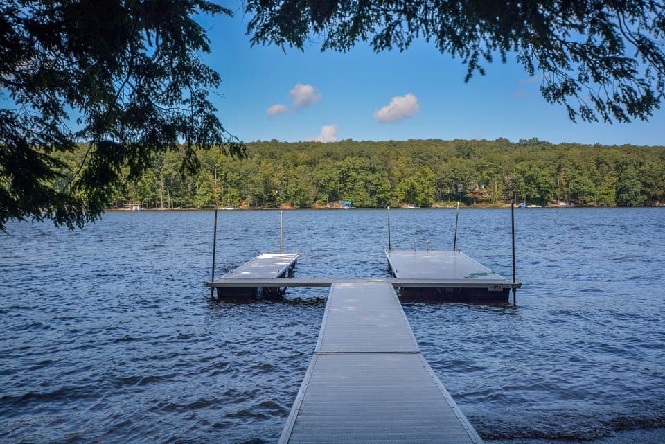 Dock