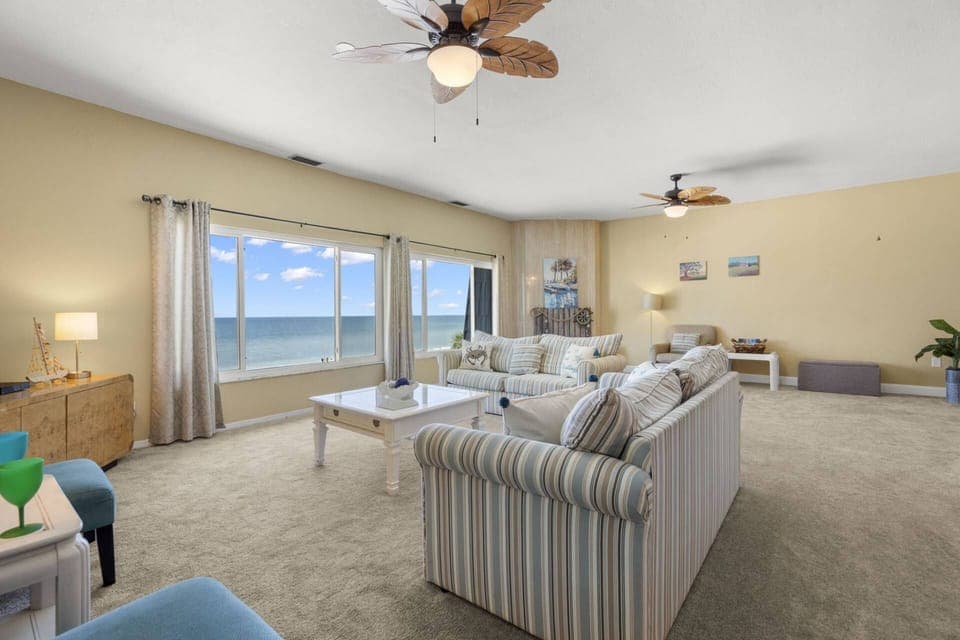 Spacious Living Room with an Amazing View!
