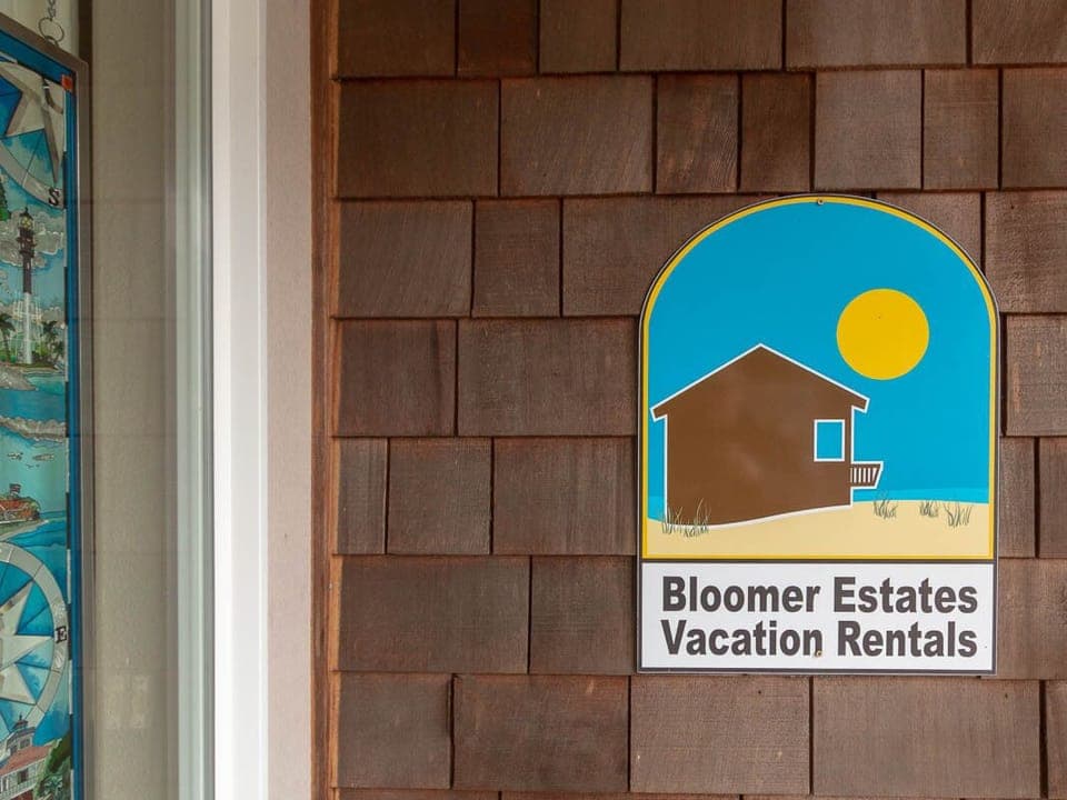 Sandy Toes -Managed by Bloomer Estates Vacation Rentals