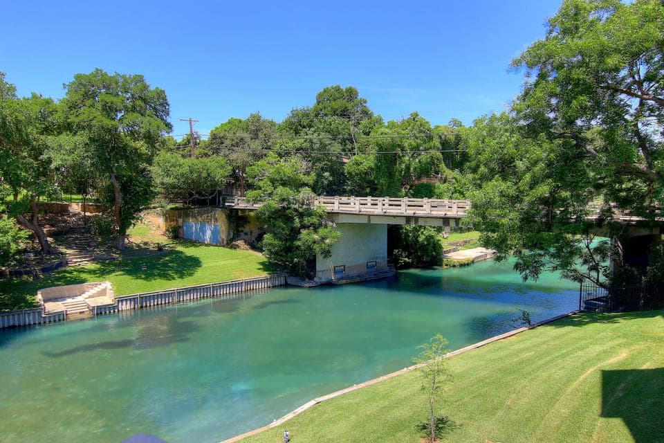Beautiful Comal River!