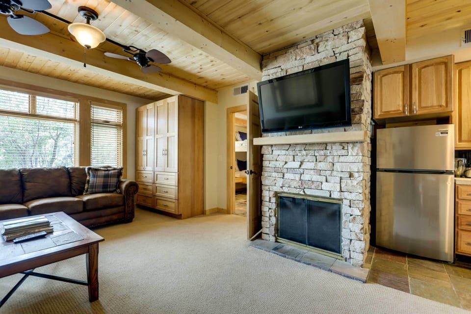 Living Area | Flat-Screen TV