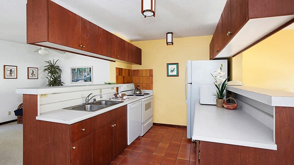Waikomo Stream Villas #221 - Fully Equipped Kitchen - Parrish Kauai