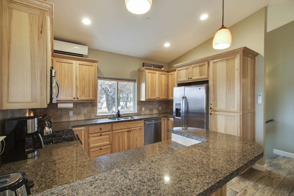 Clean and Modern Kitchen welcomes you