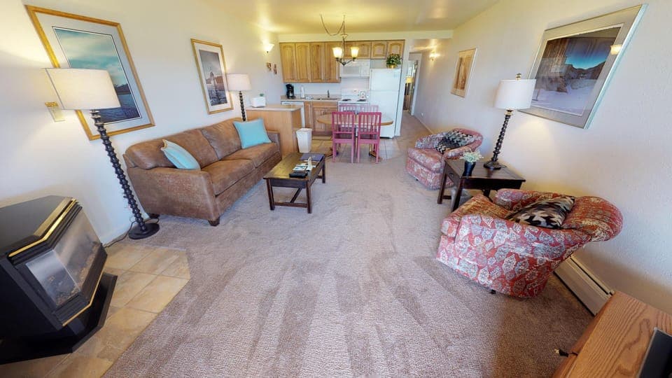 Living Room with Gas Fireplace, Flatscreen - Living Room with Gas Fireplace, Flatscreen
