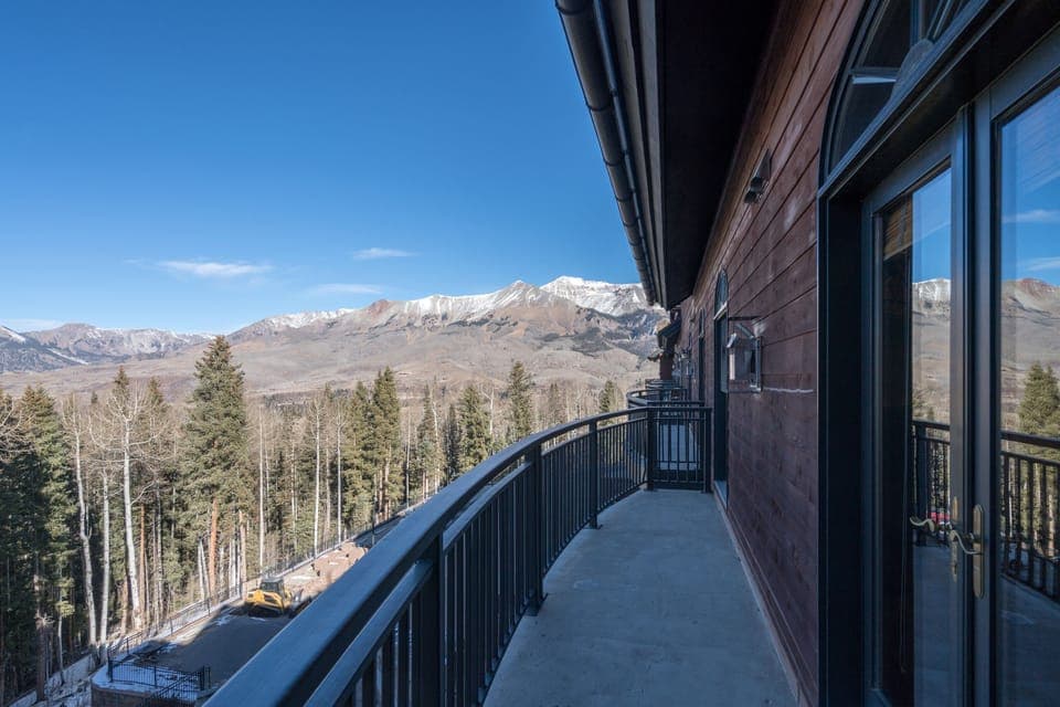 Deck View