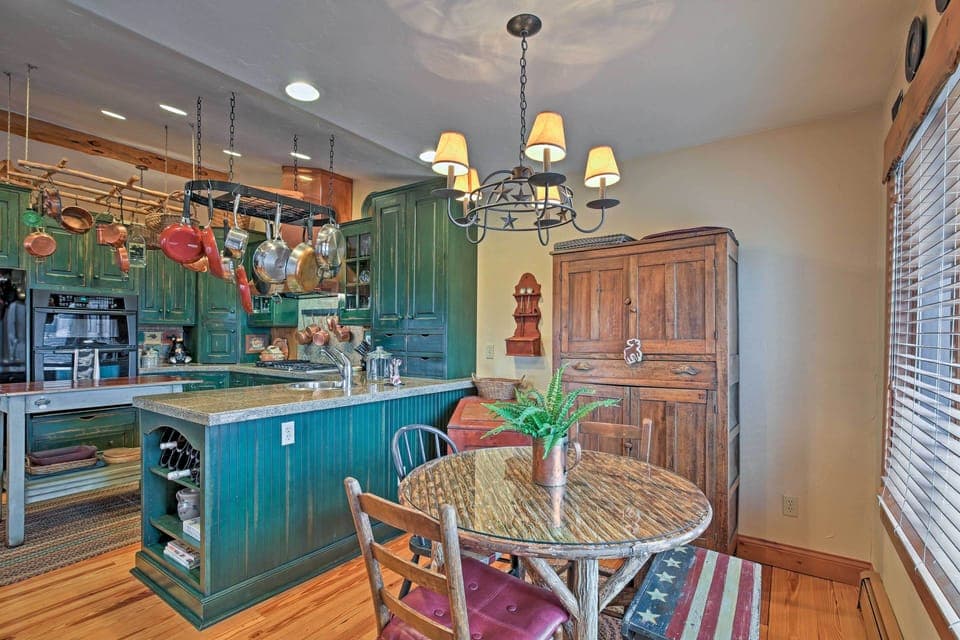 Breakfast Nook