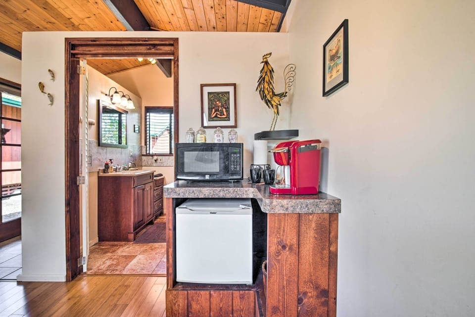 Studio | Kitchenette