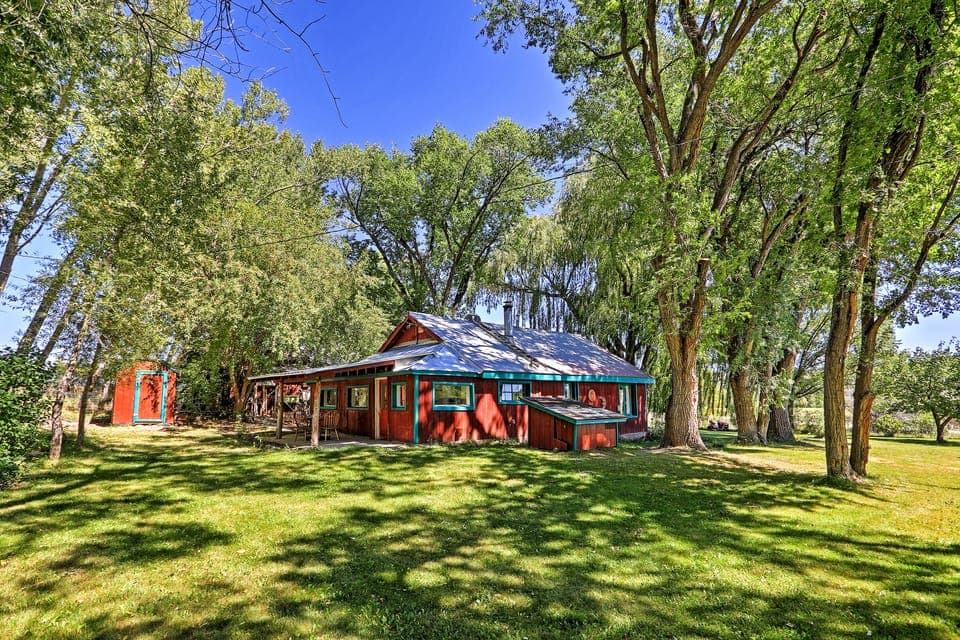Durango Vacation Rental | 2BR | 1BA | 900 Sq Ft | 3 Small Steps for Entry