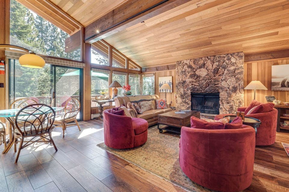 Truckee Vacation Rental | 5BR | 3BA | Stairs Required | 2,400 Sq Ft