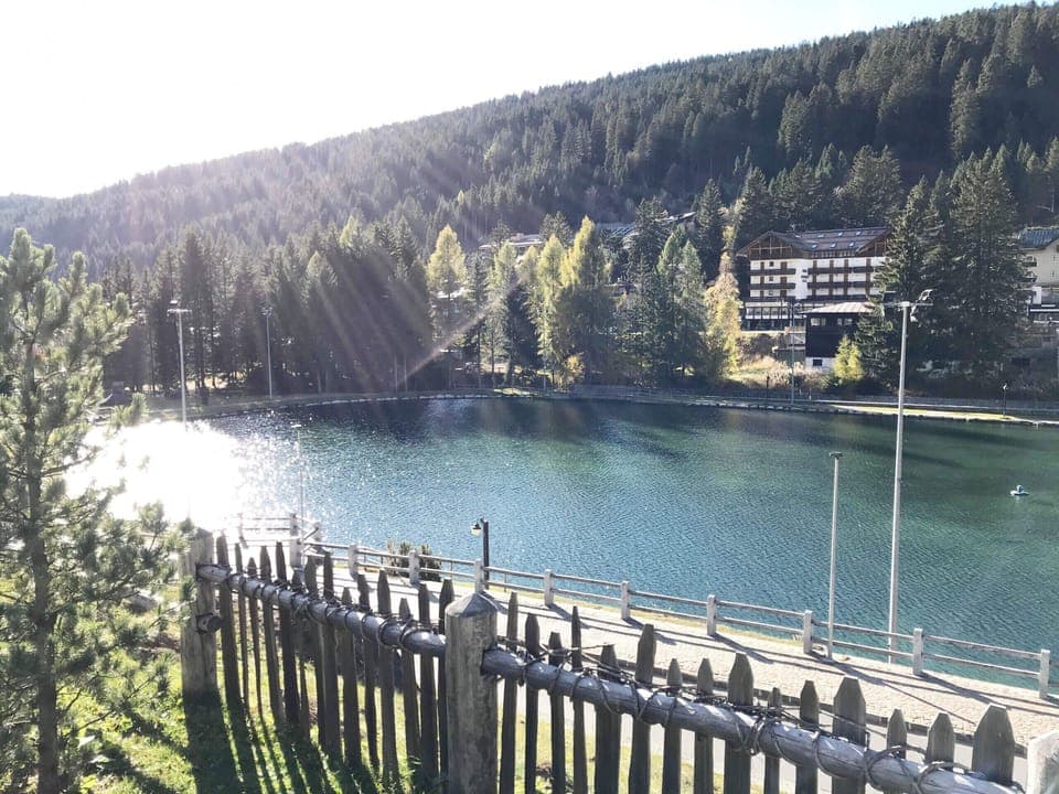 Apartment for rent in Madonna di Campiglio, lake view from the park