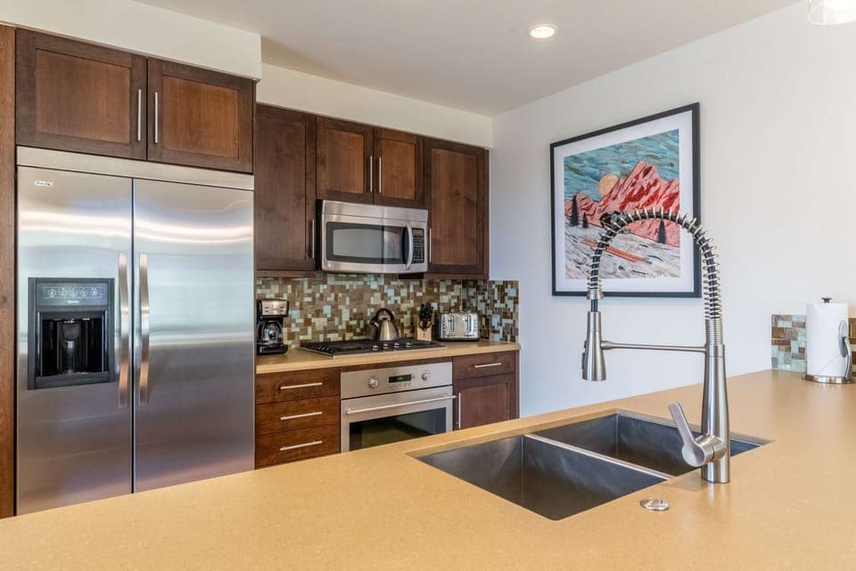 Fully updated kitchen