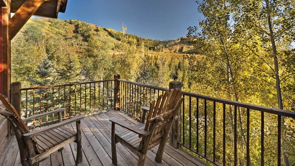 Primary suite balcony