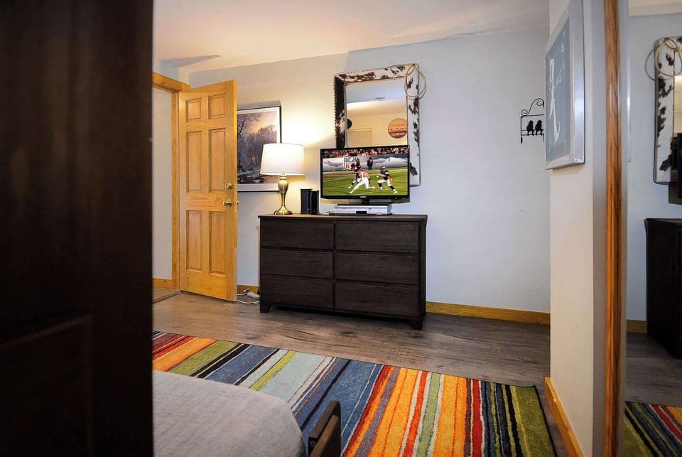 Bunk room
