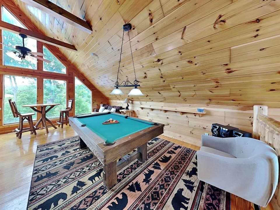 Game Room Loft - Pool Table