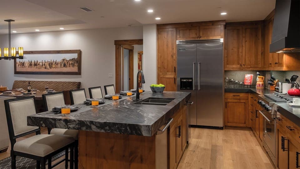 Kitchen, Main Level - Island with seating