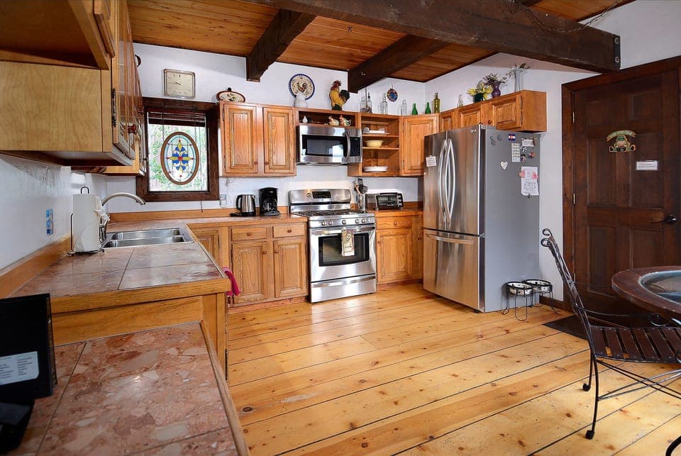 Spacious kitchen