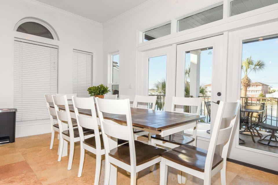 Casa Di Amore - Dining Area