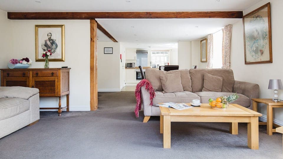 Living Area, Queens Cottage at Sudeley Castle, Bolthole Retreats
