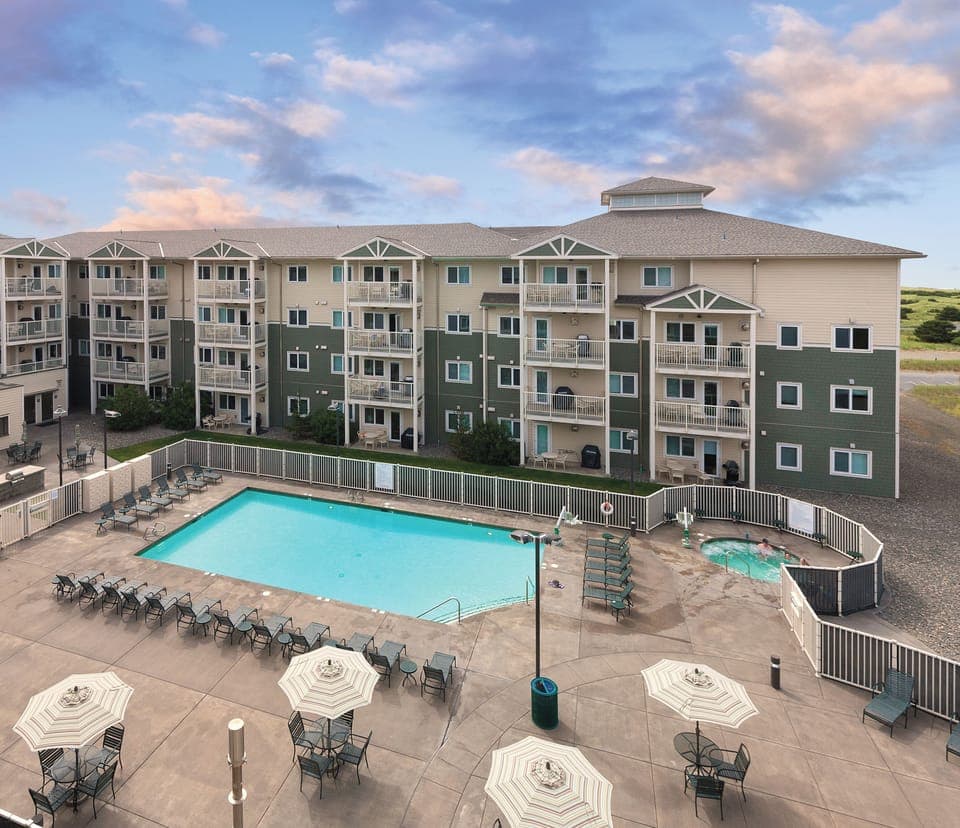 Long_20Beach_20WBW_20AM_20030