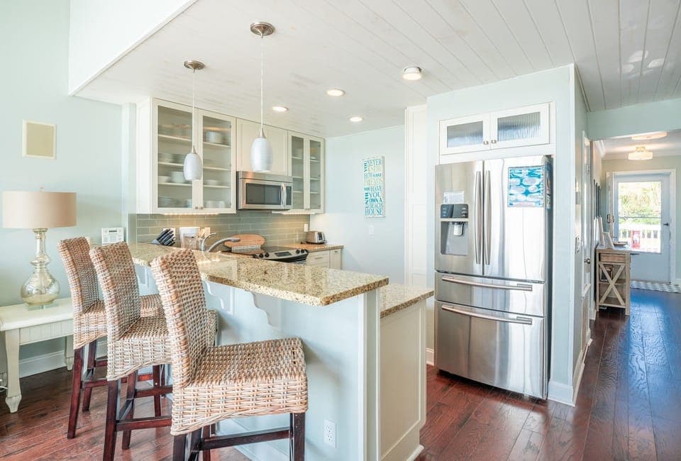 Countertop Seating For Three